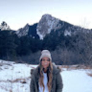 Meet your Posher, Manuela